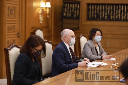 Цар тахлын эсрэг вакцин авахад АНУ-аас дэмжлэг хүслээ